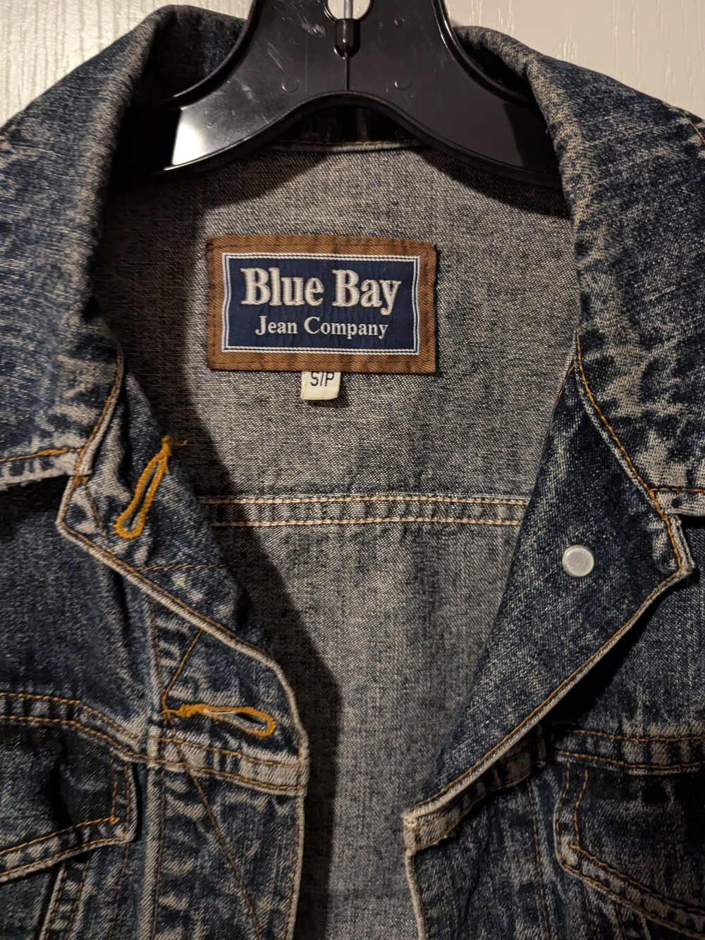 Women's Dark Wash Denim Jacket